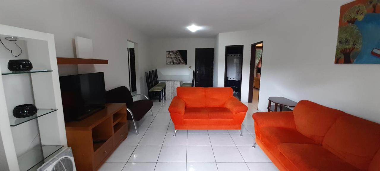 Apartamento Espacoso Com Estacionamento Incluido Фос-ду-Іґуасу Екстер'єр фото